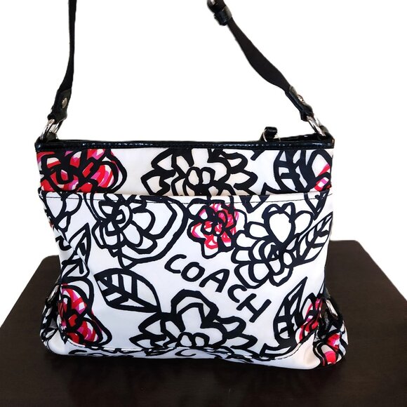 Vintage Coach Poppy Graffitti Flowered Shoulder Bag Purse - Picture 4 of 15